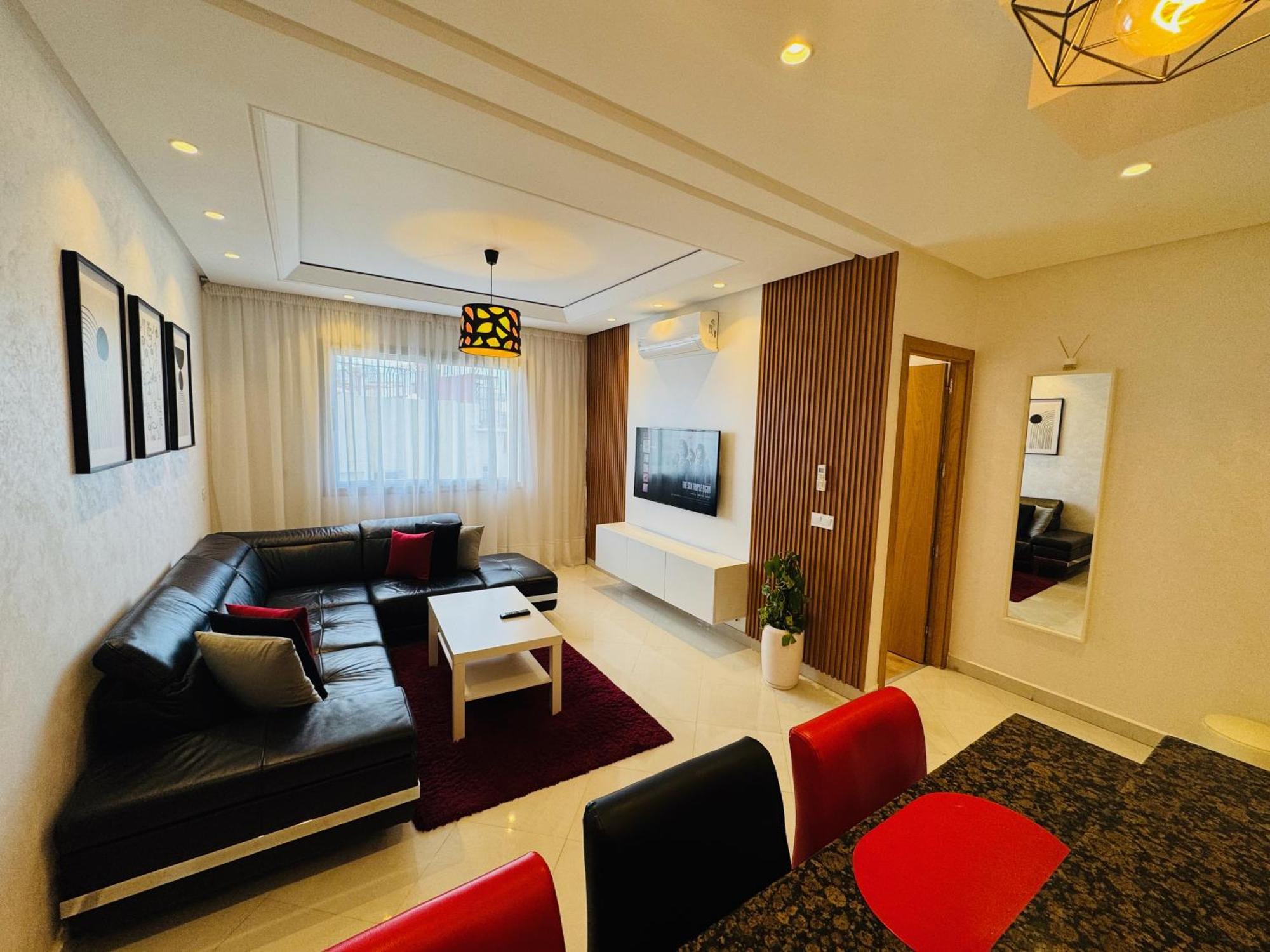 Modern Apartment In The Heart Of Tangeri Esterno foto