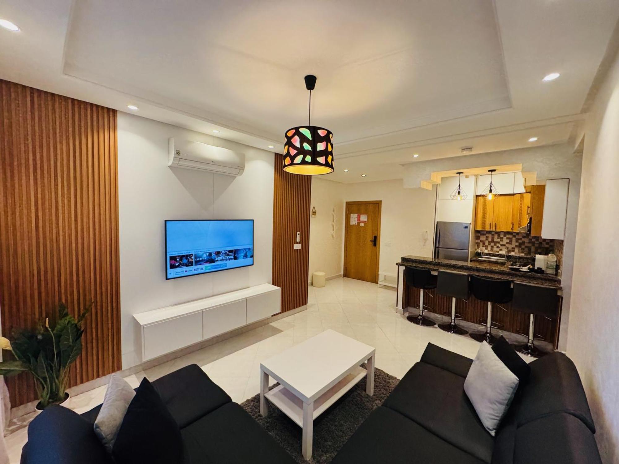 Modern Apartment In The Heart Of Tangeri Esterno foto