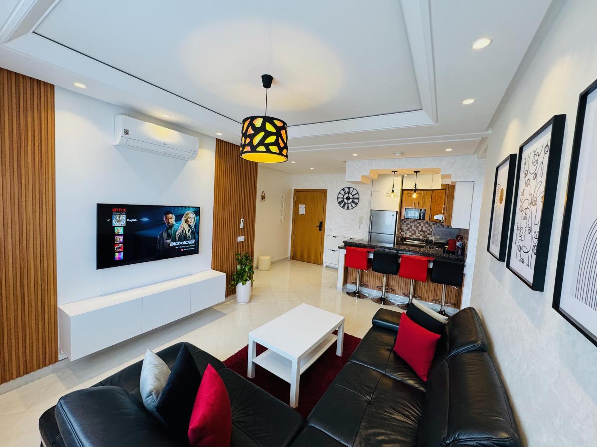 Modern Apartment In The Heart Of Tangeri Esterno foto