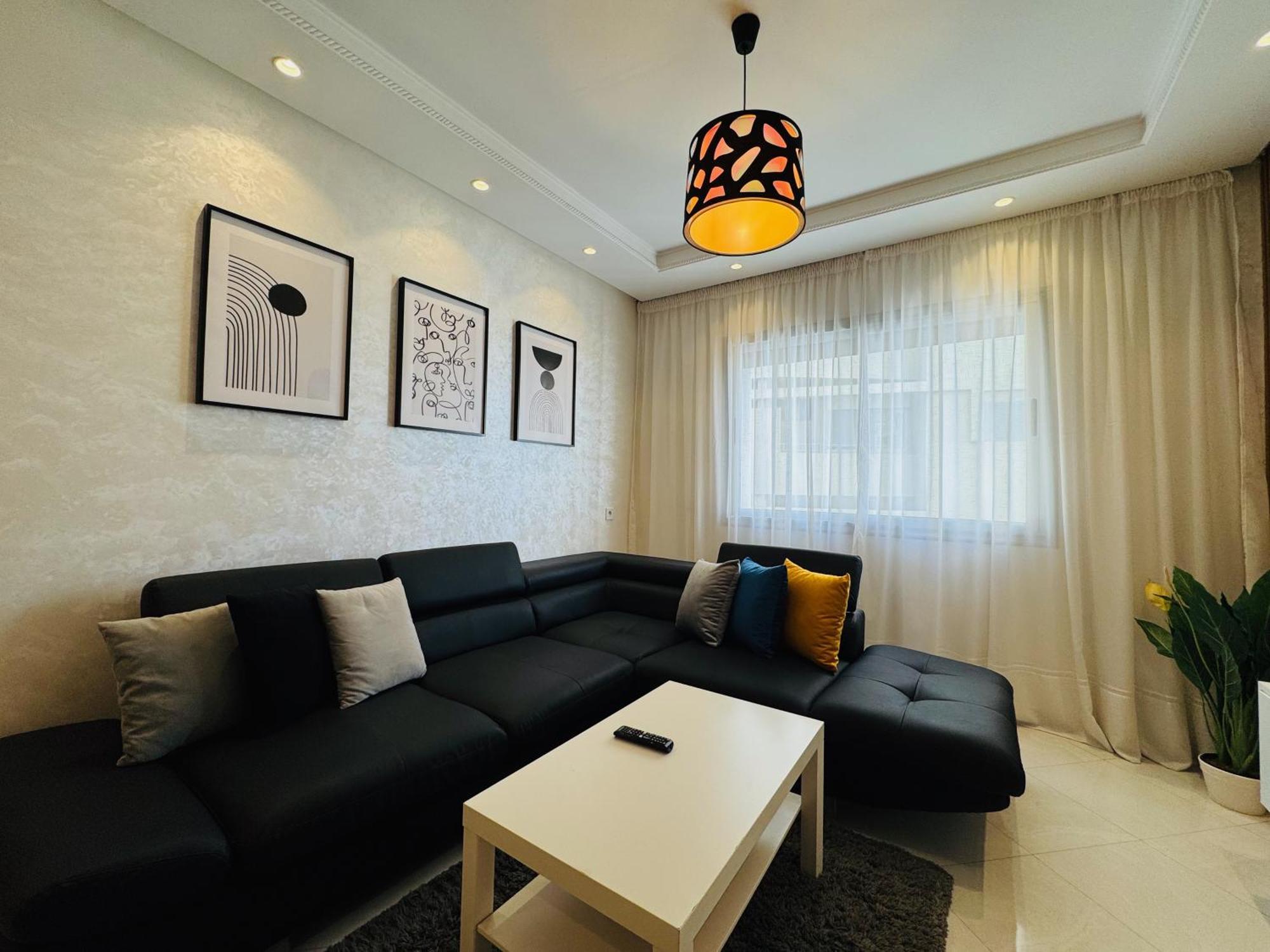 Modern Apartment In The Heart Of Tangeri Esterno foto
