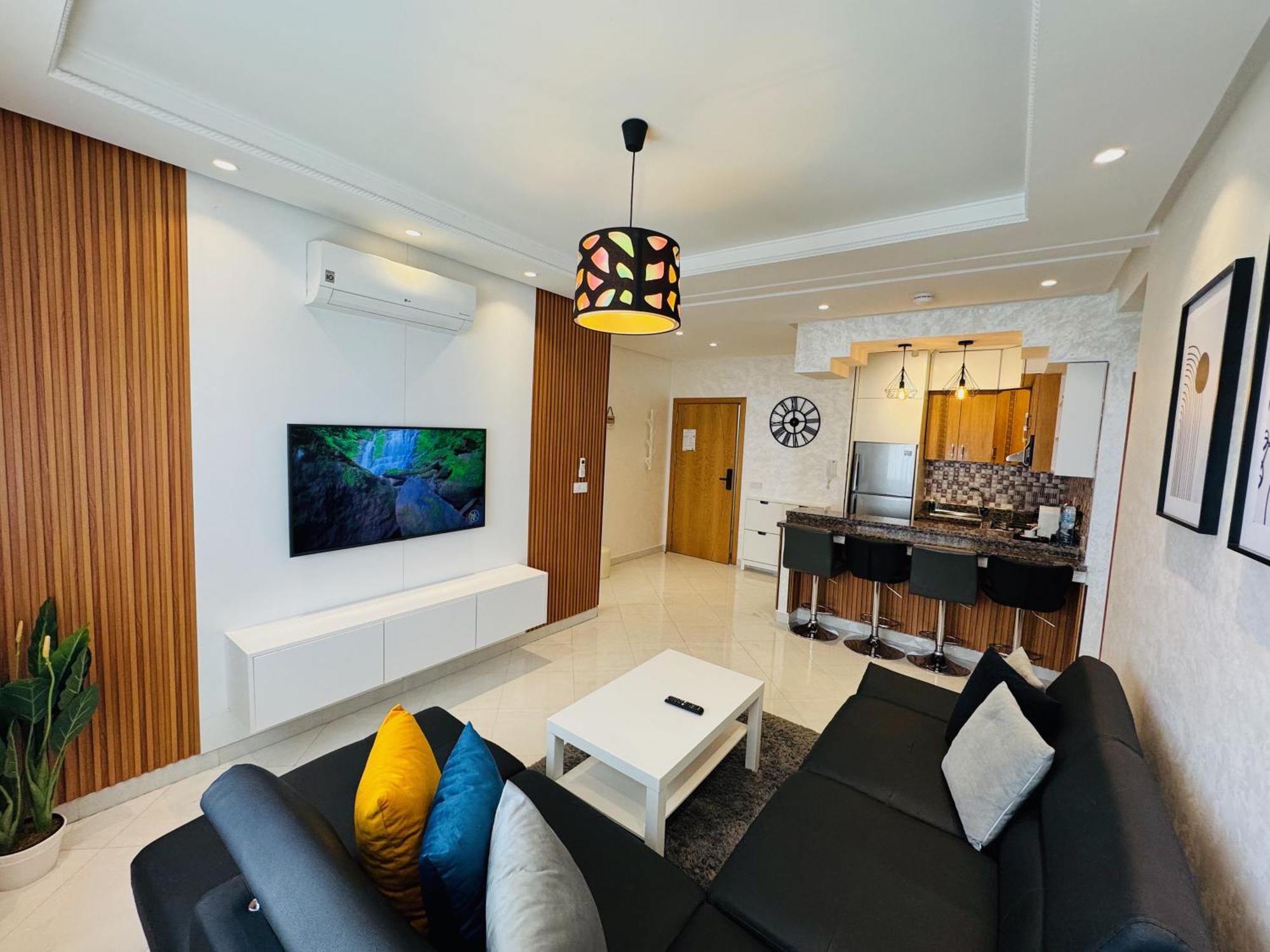 Modern Apartment In The Heart Of Tangeri Esterno foto